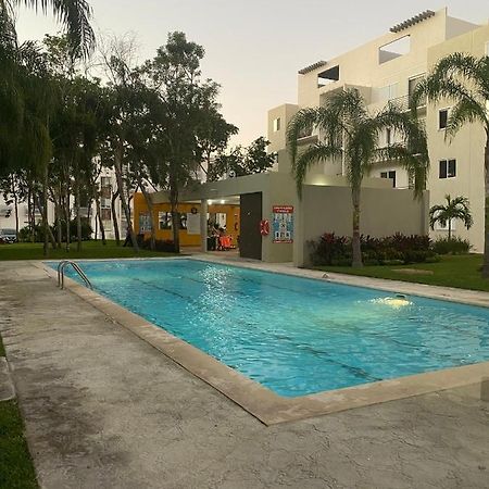 Confortable Departamento Vacacional In Playa Плая-дель-Кармен Экстерьер фото